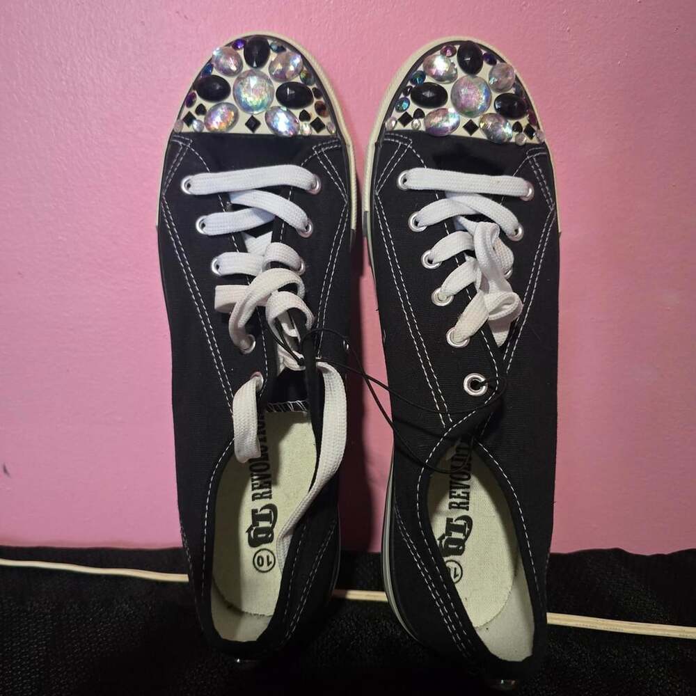 QT Revolution Canvas Sneakers Size 10 Black Studded Bling Low Top